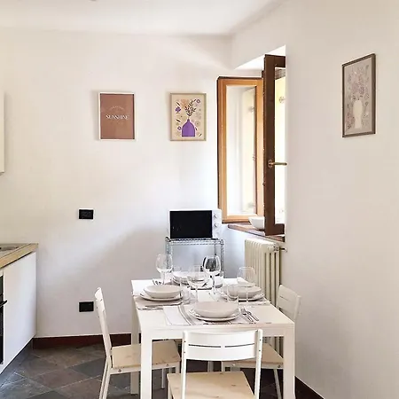 Sweetlake 3 Floors Apartment Lierna